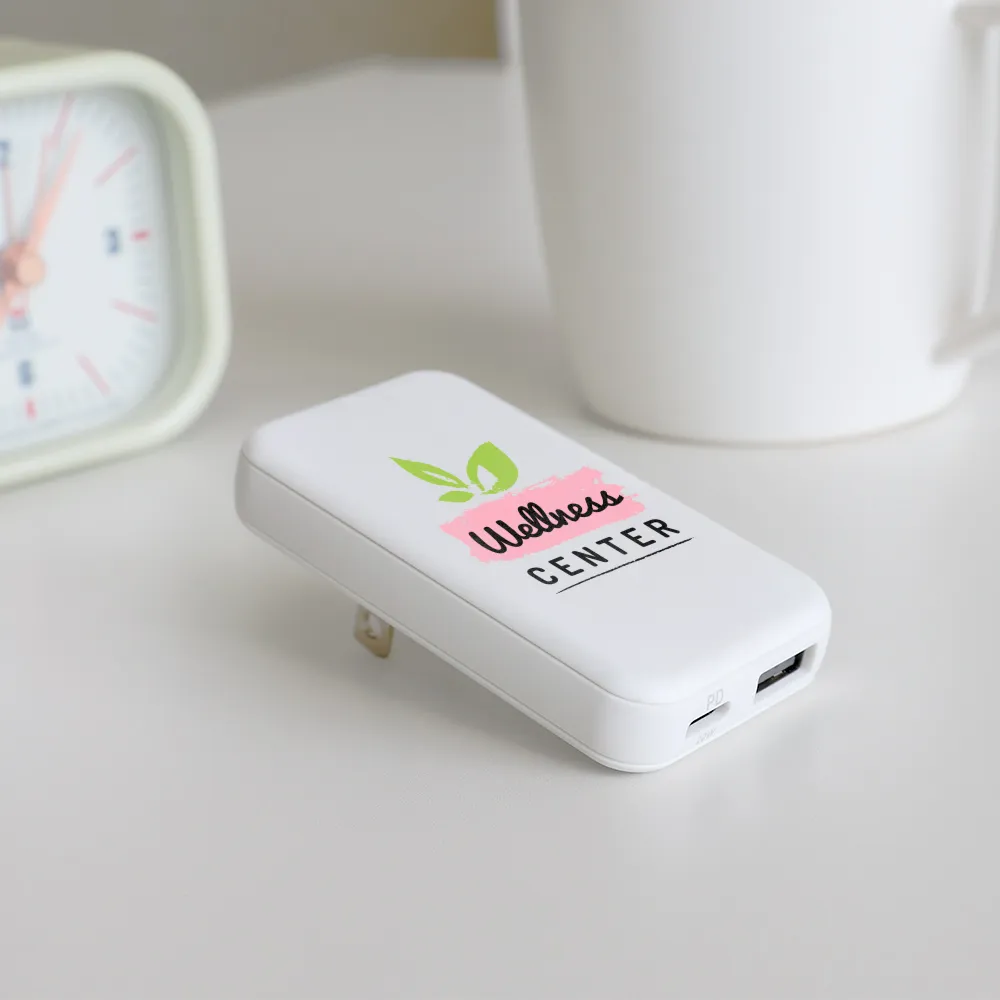 最大PD20W GaN採用 最薄・最軽量 AC充電器