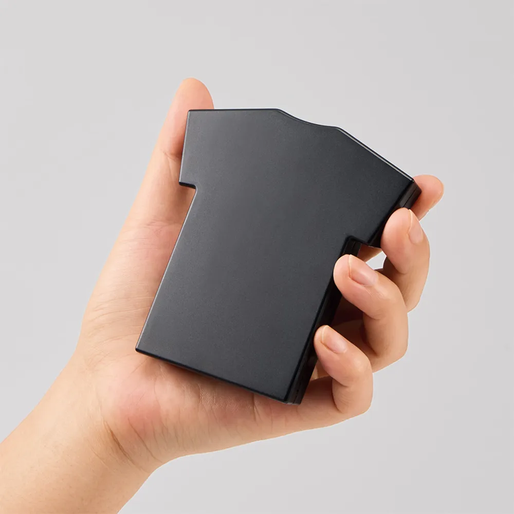 全面印刷できるモバイルチャージャー5000　Ｔシャツ