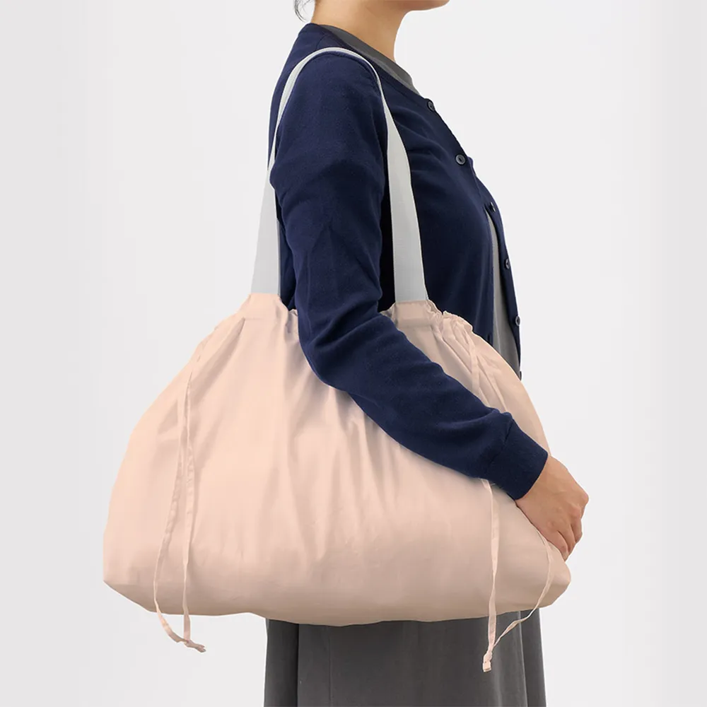 レインカバーにもなる撥水バッグ