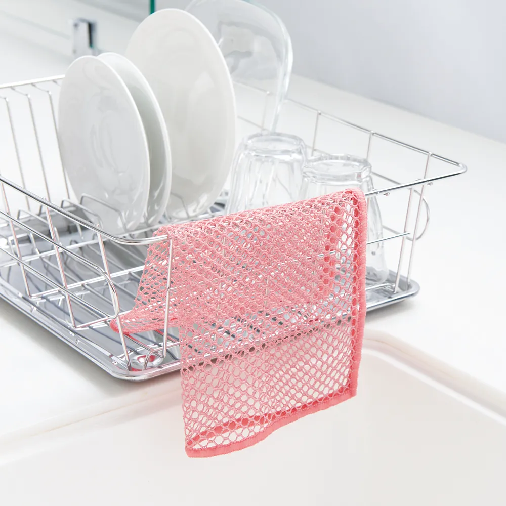 すみっこ洗いも便利!泡立つメッシュクロス