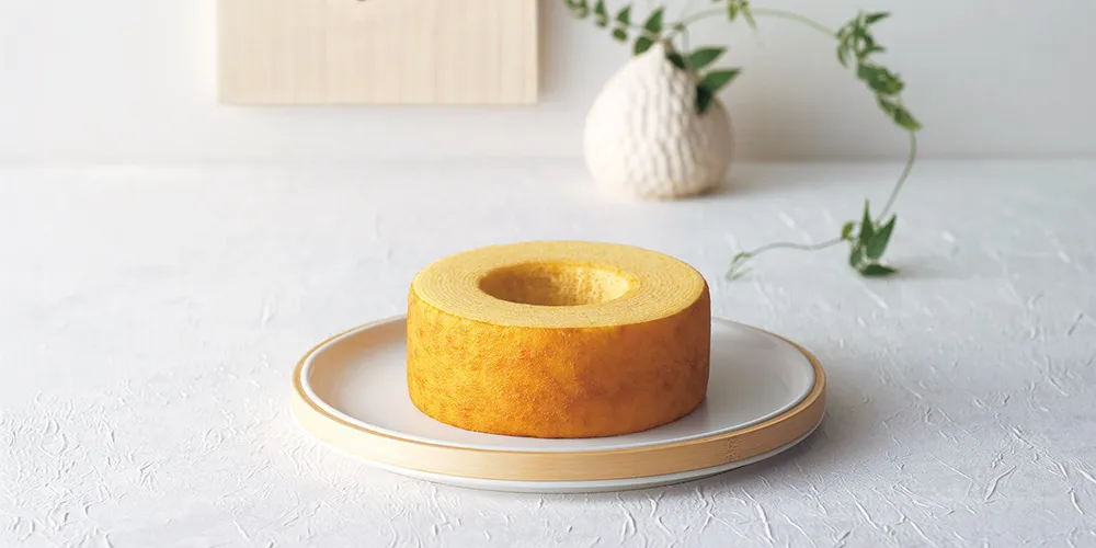 高価そうなお菓子が並んだイメージ。